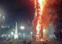 Plaza de Mayo en llamas